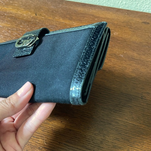 Vintage Gucci wallet - Picture 10 of 11